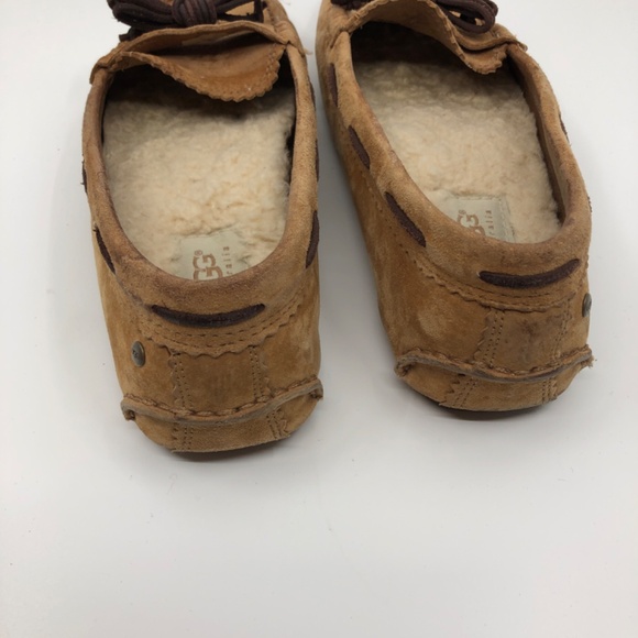 Ugg Sz 7 "Meena" Moccasins/Loafers Driving Moccasins, Suede, Sheepskin-lined - Picture 6 of 6